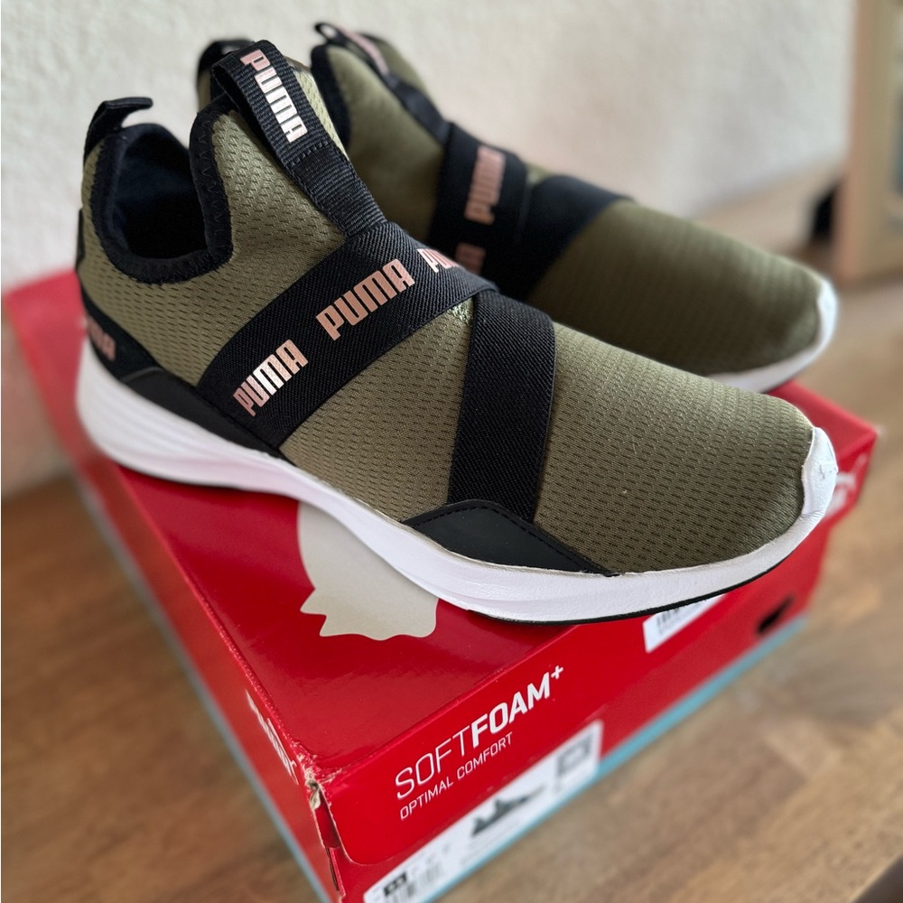 puma radiate mid logo women's new in box